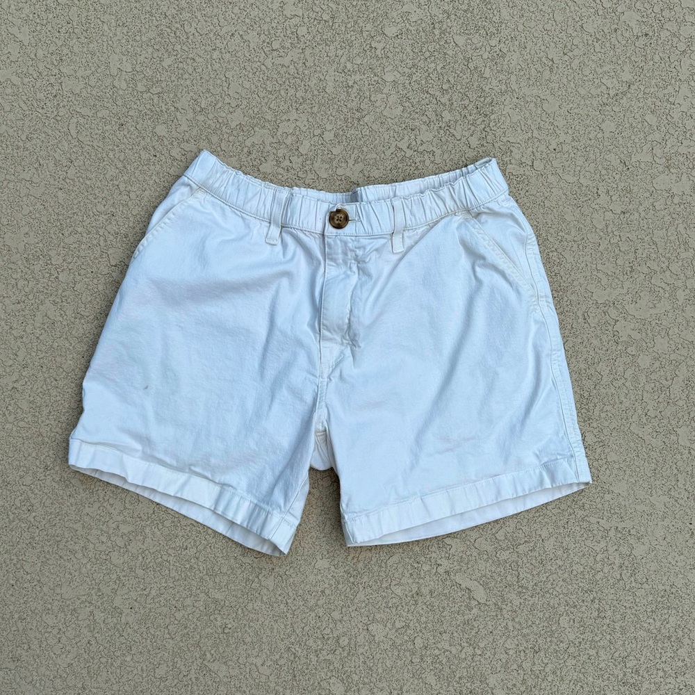 Chubbies men’s medium Khakinator shorts 5” Stone / Khaki